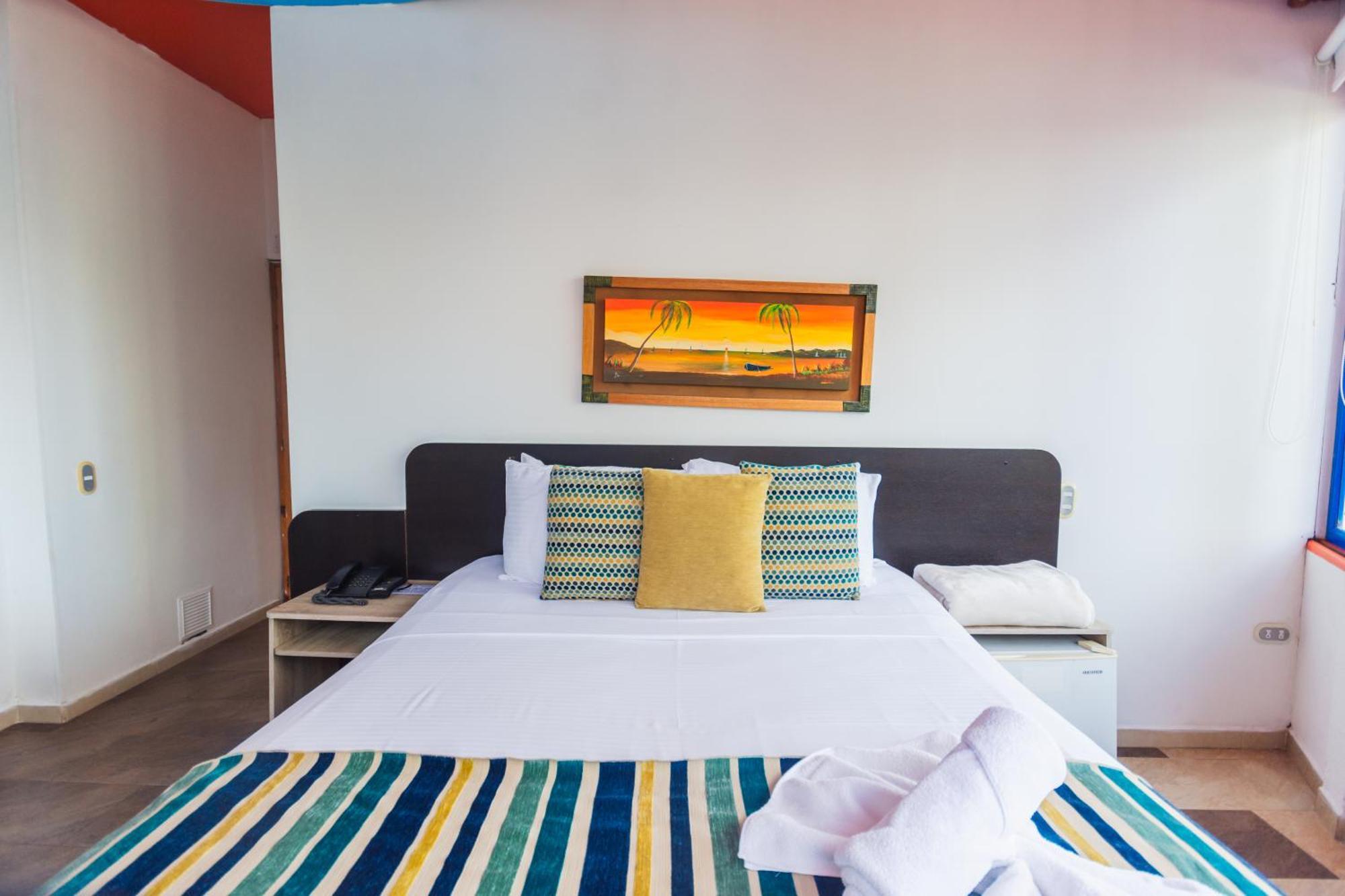 Hotel Guatatur Guatape Ngoại thất bức ảnh