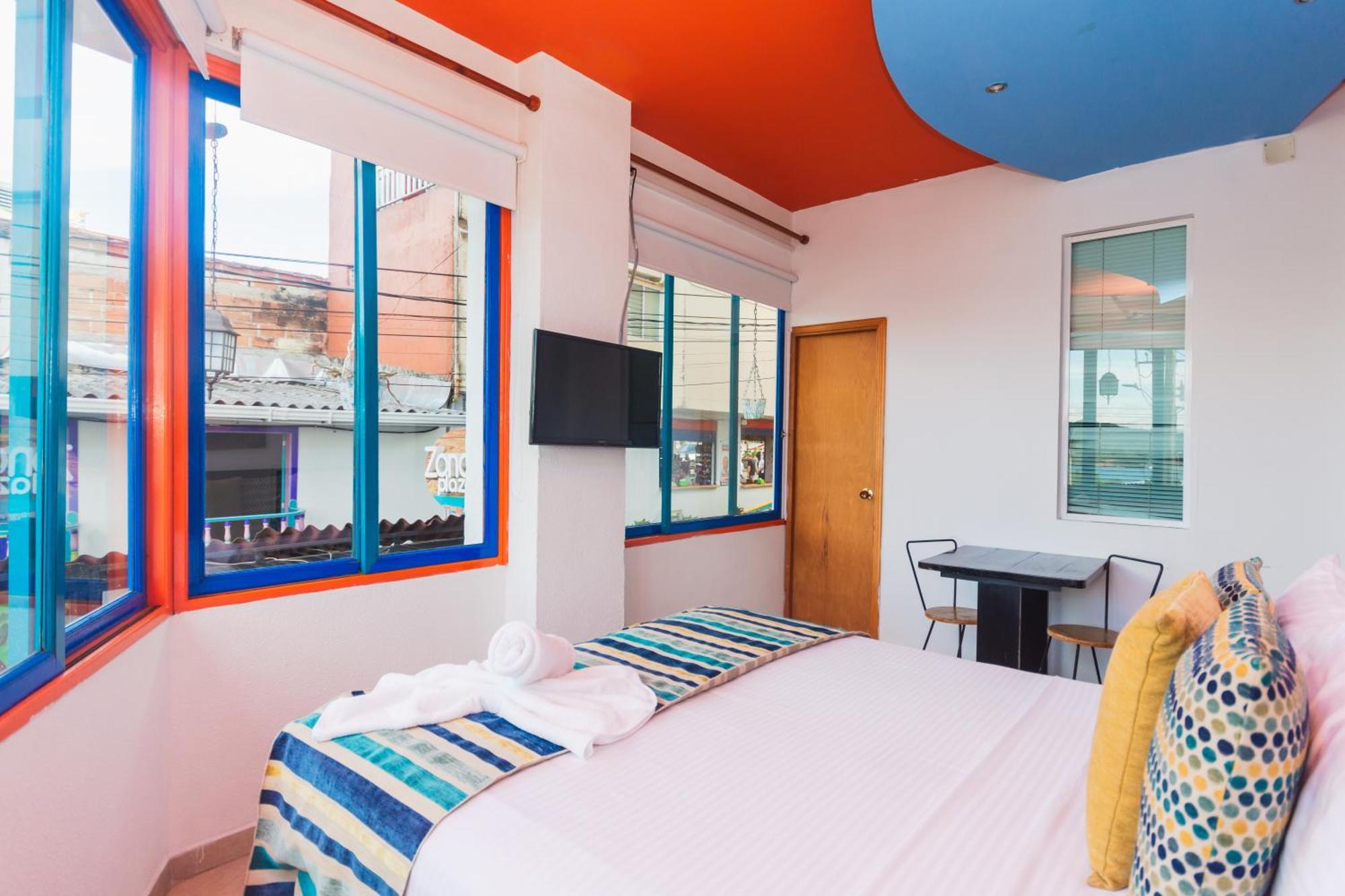 Hotel Guatatur Guatape Ngoại thất bức ảnh