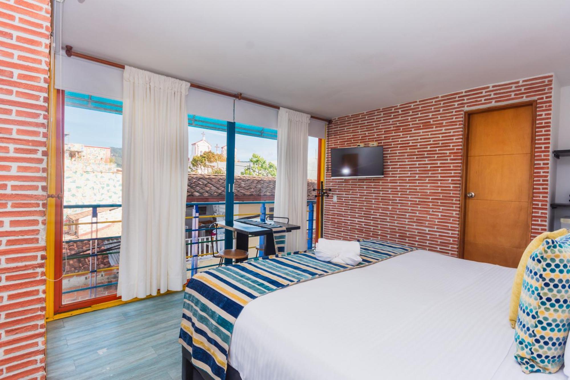 Hotel Guatatur Guatape Ngoại thất bức ảnh