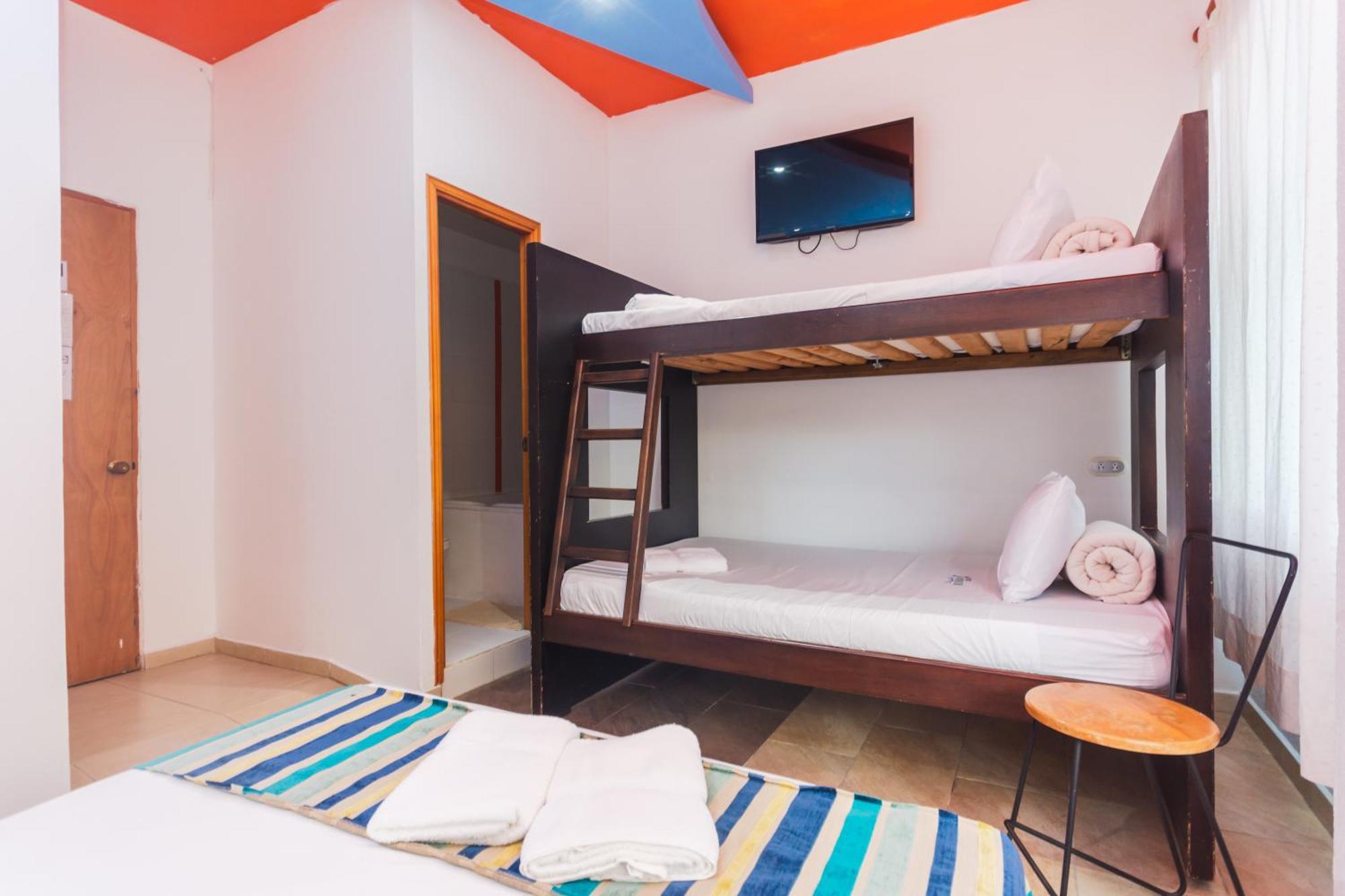 Hotel Guatatur Guatape Ngoại thất bức ảnh
