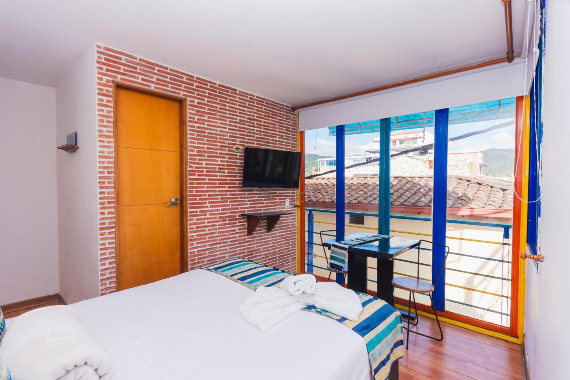 Hotel Guatatur Guatape Ngoại thất bức ảnh