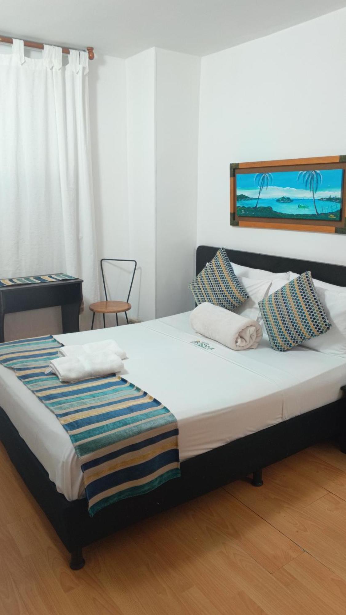 Hotel Guatatur Guatape Ngoại thất bức ảnh